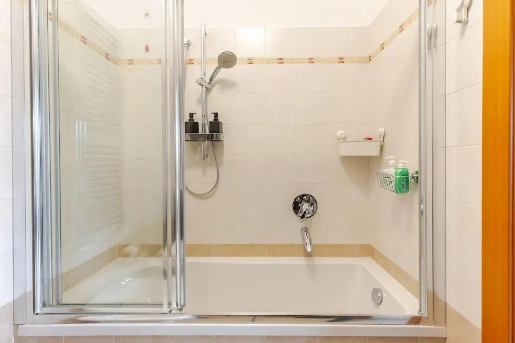 Oasi Di Relax Con Box Privato E Balcone, Vicino M1 Apartment Milan 0*,